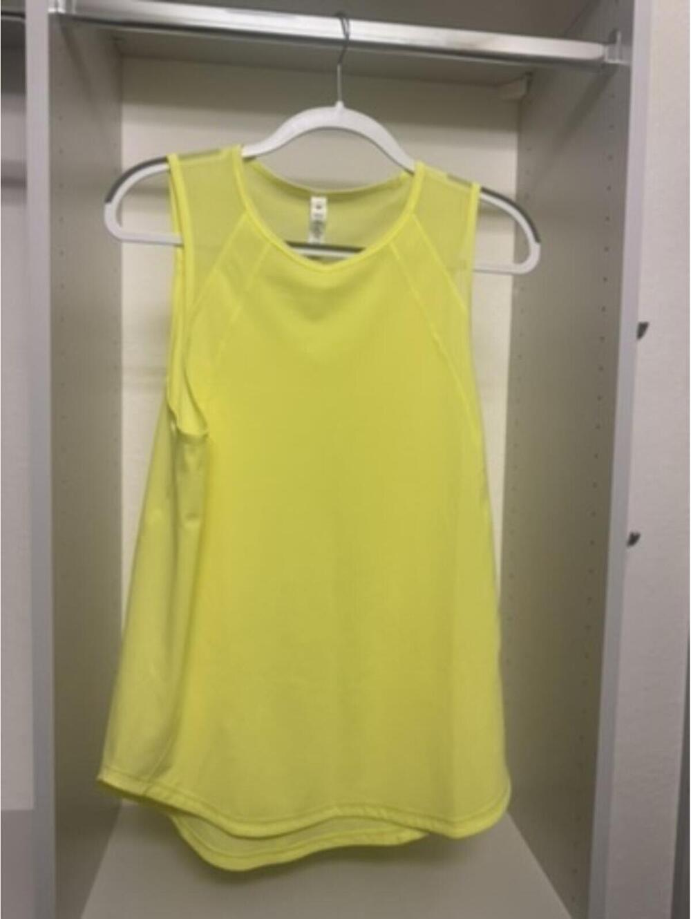 Lululemon Yellow Sleeveless Athletic Sculpt Tank Top Size 10